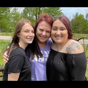 Meet your Posher, Sara